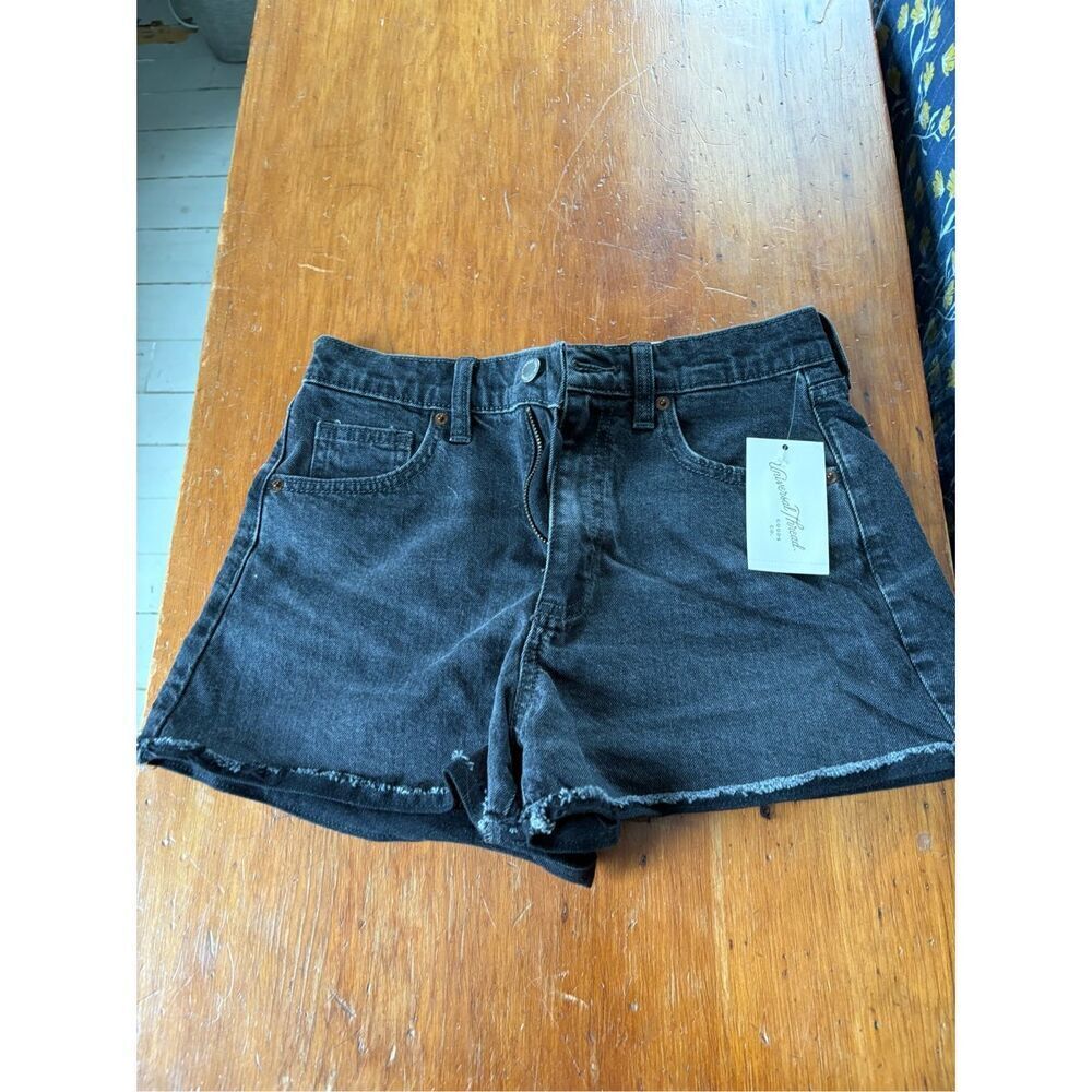 NWT Universal Thread black denim jean 90s cutoff shorts 2